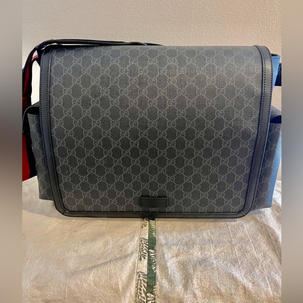 GG ( gucci) Supreme diaper bag